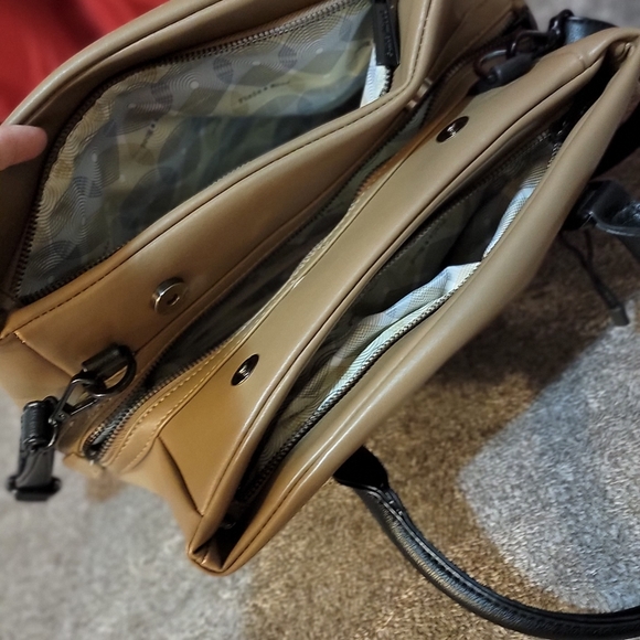 🔥Hot Sale🔥Pixie Mood Taupe Handbag With Cross Body Strap |Like New| - Picture 12 of 16